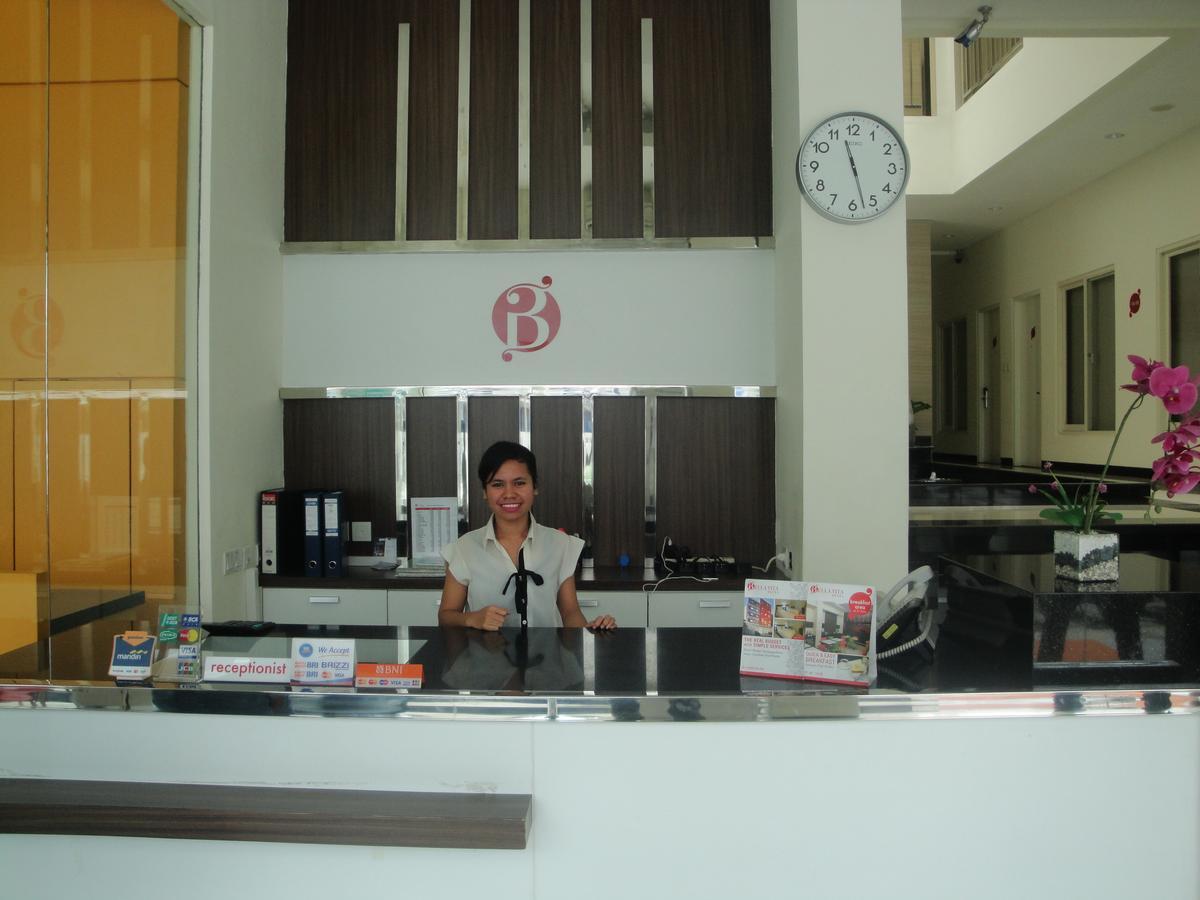 Bella Vita Hotel Kupang  Exterior photo